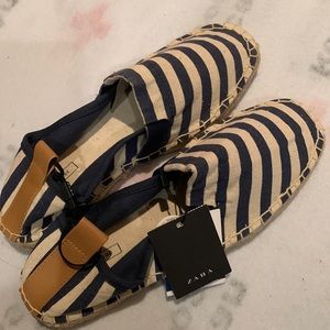 zara us7.5 slip on shoes flats